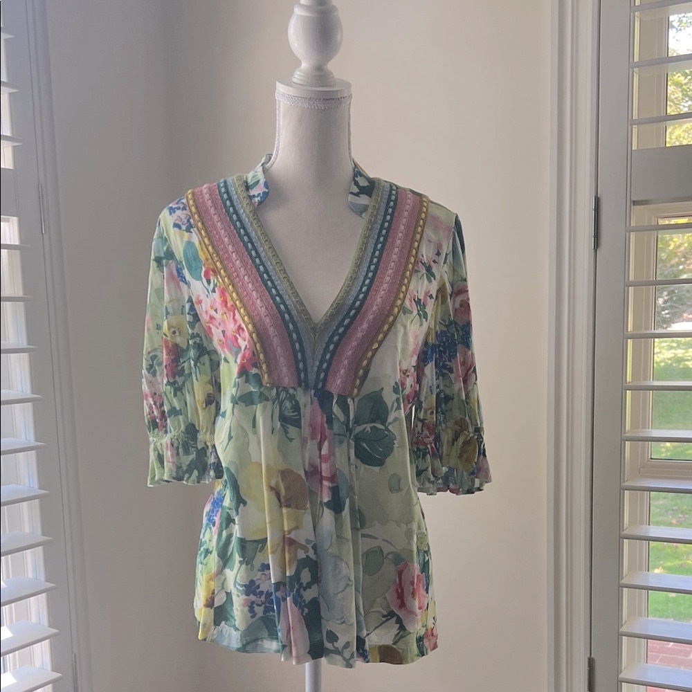 Anthropologie Bl^nk Floral V-Neck Women's Top